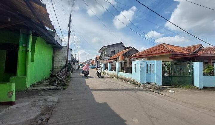 Tanah dan bangunan lokasi pinggir jalan utama cikarang bekasi Tanah dan bangunan lokasi pinggir jalan utama cikarang bekasi