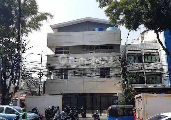 Dijual Cepat Gedung Kantor di K.h. Wahid Hasyim 1