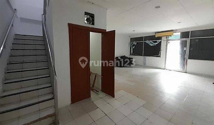 Ruko 2,5Lantai di Kawasan Pertokoan Pulomas, Perintis Kemerdekaan, Cepat Semi Furnished. 1