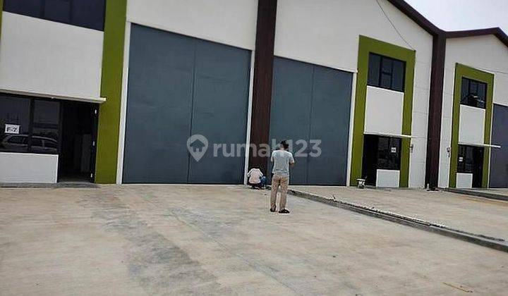 Pergudangan angkasa dekat bandara soetta bangunan relatif baru 2