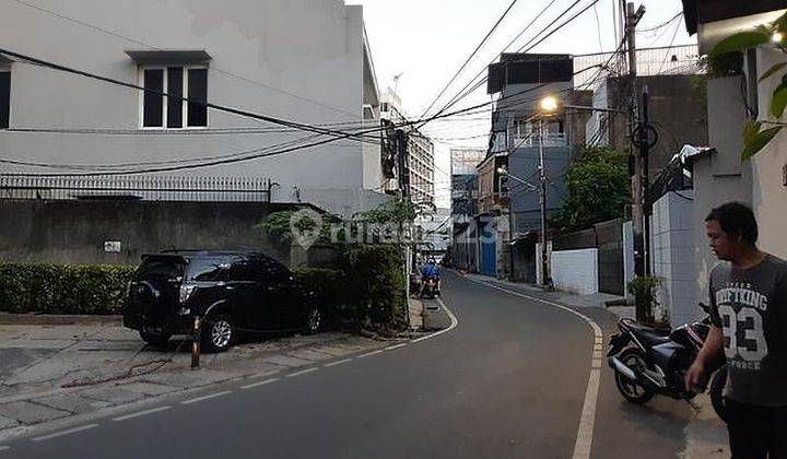 Gedung 4 lantai turun harga di Krekot Jak Pusat 2