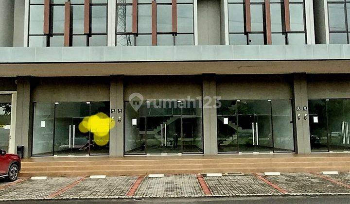 Ruko Vasanta Innopark dengan berbagai macam fasilitas yang siap mendukung segala aktifitas penghuninya* 1