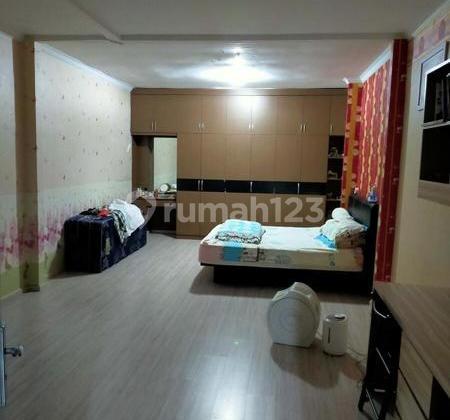 Shop House in Taman Palem Lestari, West Jakarta