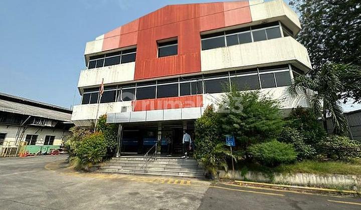 Warehouse in Daan Mogot, West Jakarta Warehouse in Daan Mogot, West Jakarta