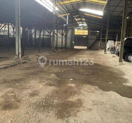 gudang siap pakai ada kantor di inhoftank daerah soekarno hatta, BKR, moh toha exit tol 10 me 2