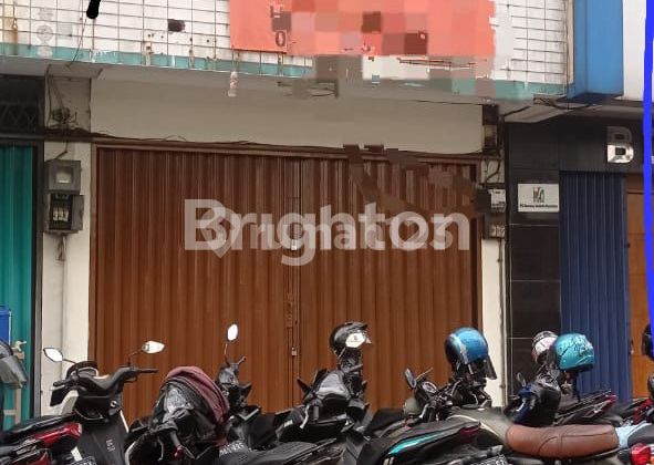 RUKO 3 1/2 LANTAI PLUS BASEMENT DI JAKARTA SELATAN RUKO 3 1/2 LANTAI PLUS BASEMENT DI JAKARTA SELATAN