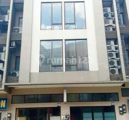 Ruko Grand Centro Bintaro lantai lokasi strategis Bintaro