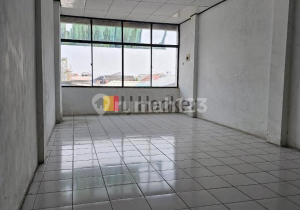 For Quick Sale: Shop House in Lagoa Indah, Koja Priuk, North Jakarta For Quick Sale: Shop House in Lagoa Indah, Koja Priuk, North Jakarta