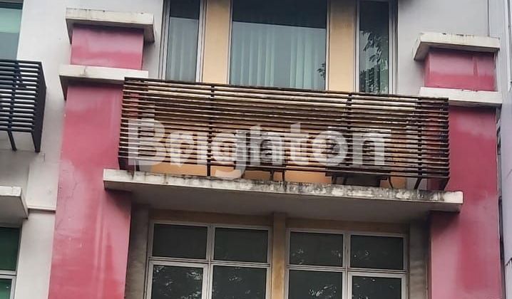 RUKO STRATEGIS BOULEVARD BSD TANGERANG