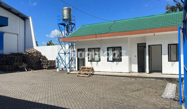 Ready-to-Use Warehouse in Raya Karangpandan, Pakisaji, Malang Regency