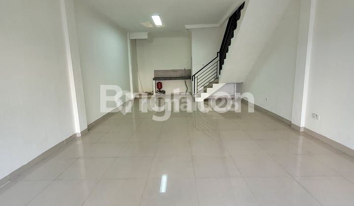 RUKO 3 1/2 STRATEGIS DI  SAWANGAN DEPOK 2