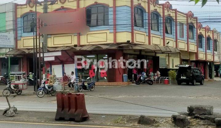 RUKO 6 UNIT SIAP PAKAI KOSONGAN DI JL DR SUTOMO MALANG