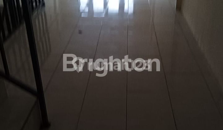 RUKO 3 LANTAI DI DEPOK 2