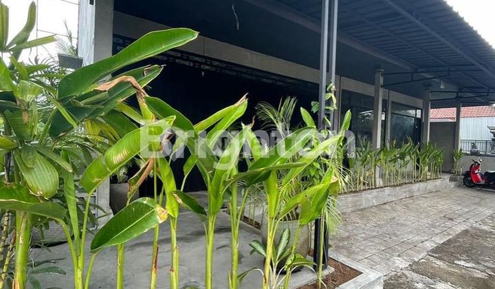 EX CAFE DI JALAN UTAMA BABAKAN, CANGGU - BALI