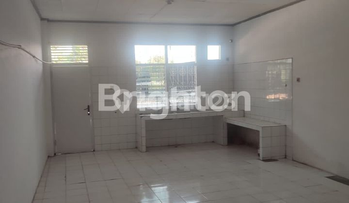 RUKO 3 LANTAI DI DEPOK