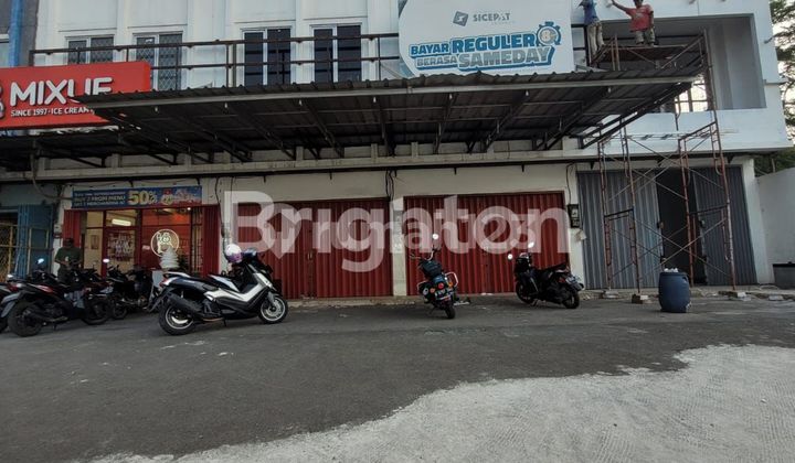 RUKO 3 1/2  LANTAI DI CINERE DEPOK