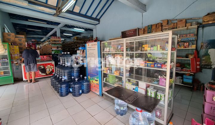 Rumah sepaket bangunan Toko di Hook Vila Bogor Indah,cocok buat usaha dan hunian.bisa toko saja atau rumah saja,lebih murah sepaket. Rumah sepaket bangunan Toko di Hook Vila Bogor Indah,cocok buat usaha dan hunian.bisa toko saja atau rumah saja,lebih murah sepaket.