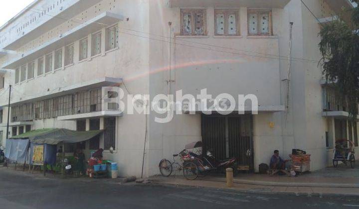 GEDUNG HERITAGE DI JL VETERAN SURABAYA COCOK UNTUK SEGALA USAHA. 2