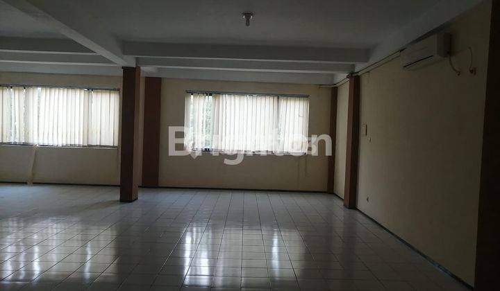 *Ruko Terawat 2 unit bersebelahan 3 lantai daerah Villa Bukit Mas* 2