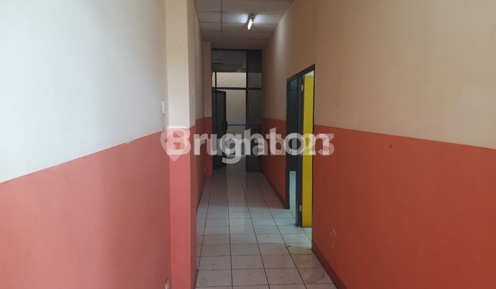 RUKO VIP 3 LANTAI RUKO VIP 3 LANTAI