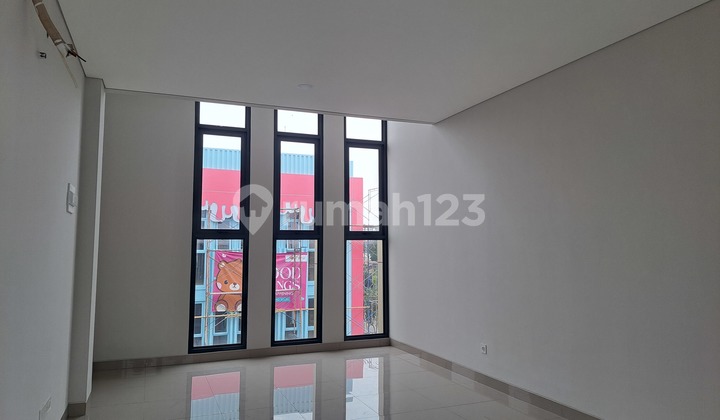 Ruko Badan 3 Lantai di Madison Down Town Kota Wisata Ruko Badan 3 Lantai di Madison Down Town Kota Wisata