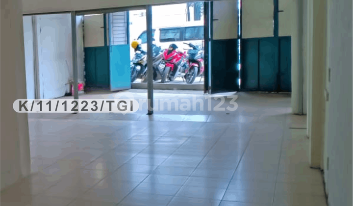 Ruang Usaha Strategis Di Jalan Raya Kopo Bandung Ruang Usaha Strategis Di Jalan Raya Kopo Bandung