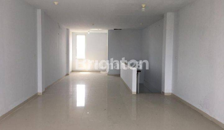 3-Storey Shophouse in Sunset Road Area Suitable for All Kinds of Business 1