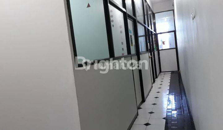 Ruko 2 Lantai Lokasi Strategis di Wonokromo, Surabaya 1