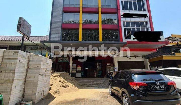 Ruko 4 Lantai gandeng 2 plong + Lift di Jl. Raya Boulevard Kelapa Gading, Jakarta Utara 1