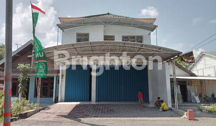 RUMAH DAN TOKO PARKIR LUAS DI KUDU JOMBANG 1