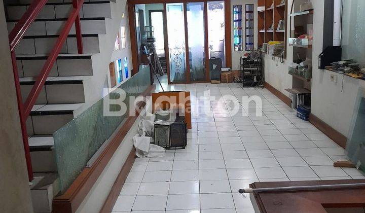 RUKO DI SLIPI, BANGUNAN 4 LANTAI 1