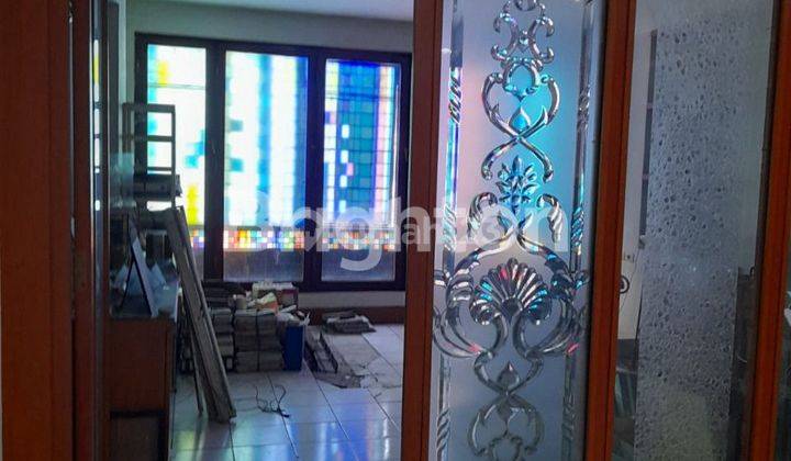 RUKO DI SLIPI, BANGUNAN 4 LANTAI 2