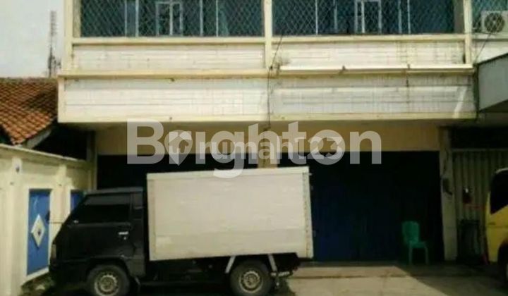 RUANG USAHA BISA UNTUK KANTOR ATAU GUDANG RUANG USAHA BISA UNTUK KANTOR ATAU GUDANG