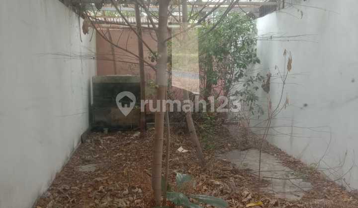 BU, 2 lantai, lokasi Ssrategis, cocok untuk usaha, Bisa KPR, Harga Nego 2