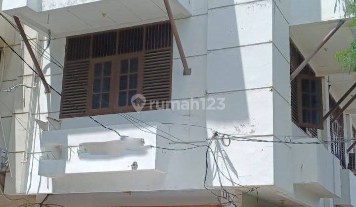 Ruko Siap Pakai Lokasi Strategis dan Posisi Hook @Kebayoran Lama 1