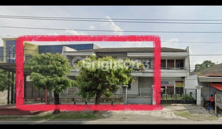 RUANG USAHA 2 LANTAI DI VETERAN SOLO!! LEBAR DEPAN 22 METER!! ISTIMEWA RUANG USAHA 2 LANTAI DI VETERAN SOLO!! LEBAR DEPAN 22 METER!! ISTIMEWA