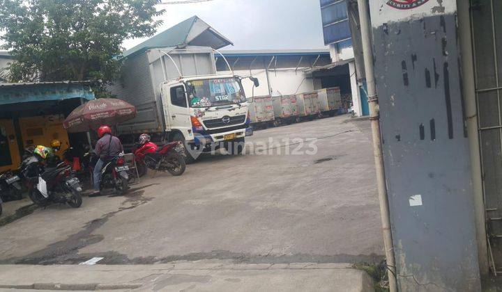 Gudang Dan Kantor Di Mainroad Soekarno Hatta Bandung 1