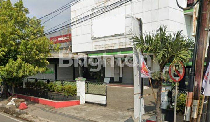 GEDUNG SIAP PAKAI BEKAS SHOWROOM 1