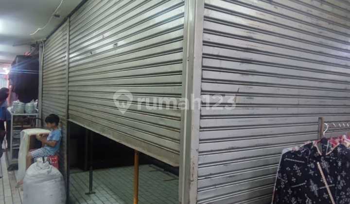 Kios Di Pasar Balong, Cirebon 2