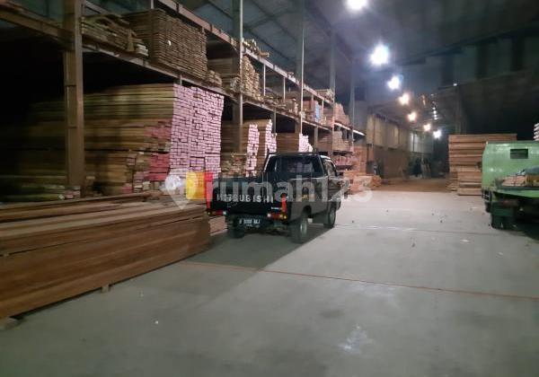 Dijual Tanah dan Gudang di Jalan Raya Lapan Cisauk Dijual Tanah dan Gudang di Jalan Raya Lapan Cisauk