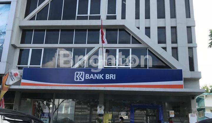 Ruko 3 lantai luas dan rapi ex Bank 1