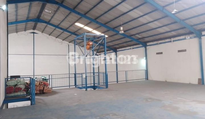 / Gudang KALIANAK ada Ruang Kantor Bisa Akses Container / Gudang KALIANAK ada Ruang Kantor Bisa Akses Container