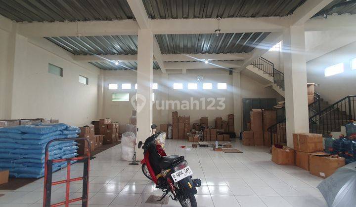 Gudang Siap Pakai dan Kantor di Sayap Sudirman 2