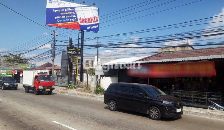 TEMPAT USAHA PINGGIR JALAN BESAR 2