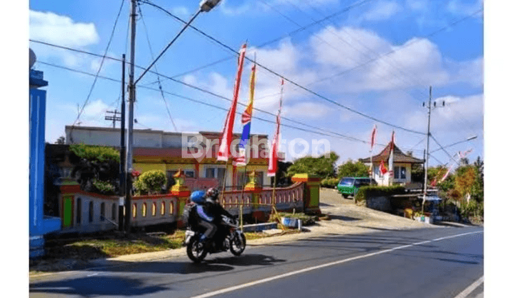 BANGUNAN KOMERSIAL EX HOTEL DI JALAN UTAMA PADAT PENDUDUK BATU MALANG 2