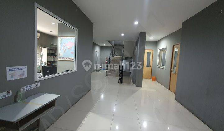 ruko 4 lantai gandeng 2 di taman palem lestari uk 4x15 ud jebol jadi 1 furnished 1