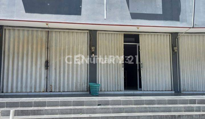Ruko Dengan Parkir Luas Di Cibinong 1
