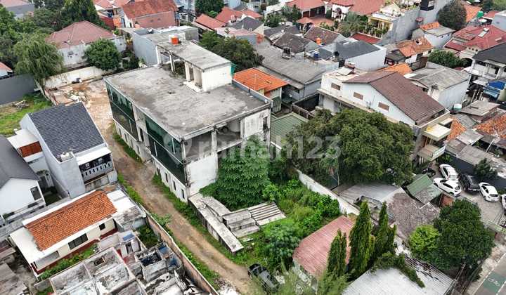 Gedung di Lokasi Strategis Jl Harsono Rm Ragunan Jakarta Selatan