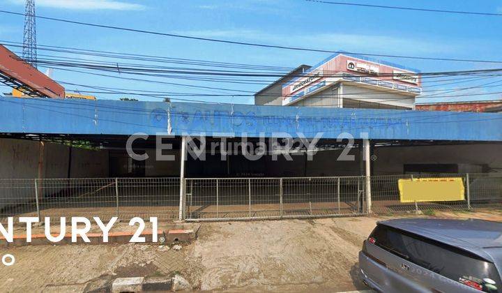 Bangunan Eks Showroom Pinggir Jalan Cut Mutia Kota Bekasi