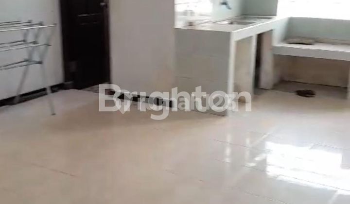 RUKO 2 LANTAI TENGAH KOTA DI KAWASAN RAMAI 2